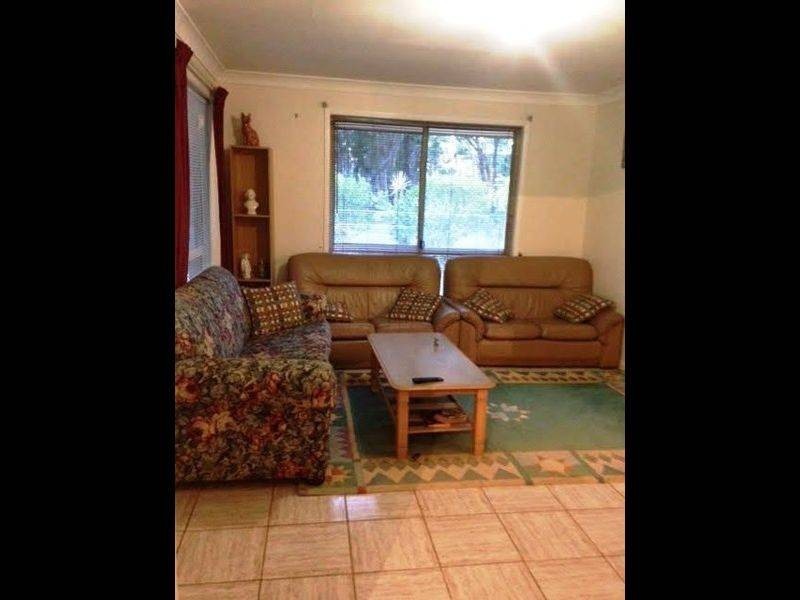 24 Treasure Island Avenue, Karragarra Island QLD 4184