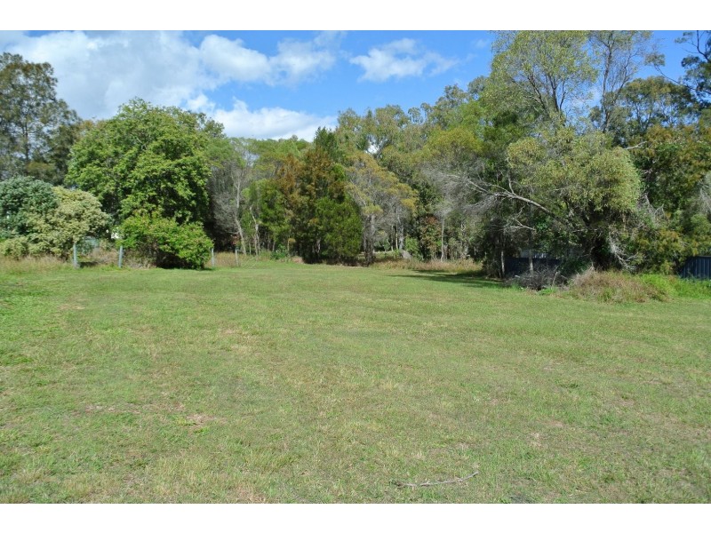 5 View Outlook, Macleay Island QLD 4184