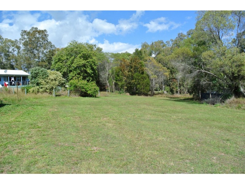 5 View Outlook, Macleay Island QLD 4184
