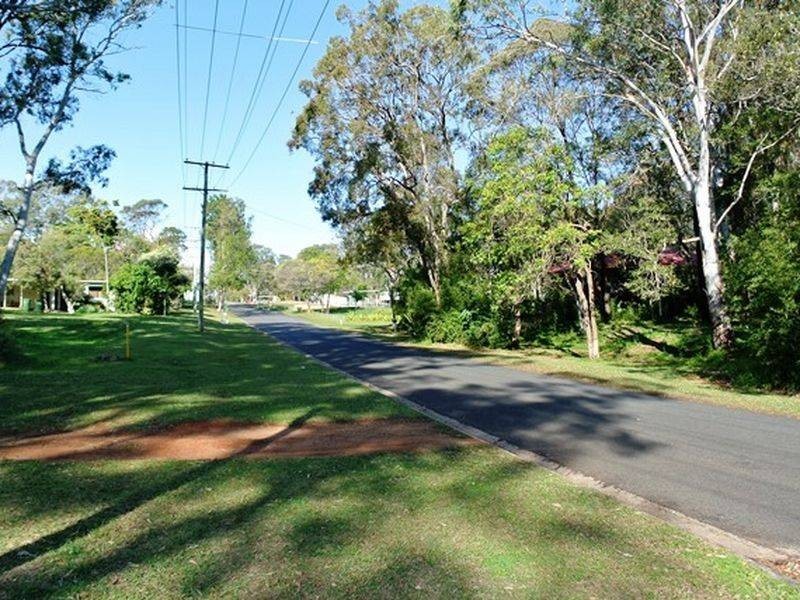 1 Scarborough Terrace, Macleay Island QLD 4184