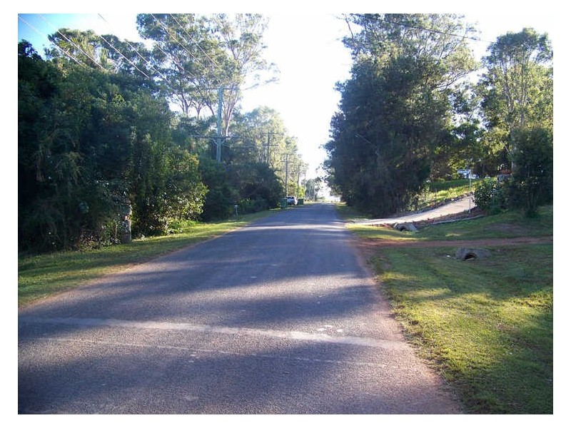 139 Lucas Drive, Lamb Island QLD 4184