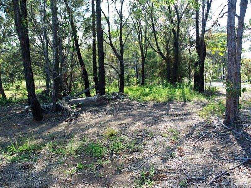 2 Granadilla Street, Macleay Island QLD 4184