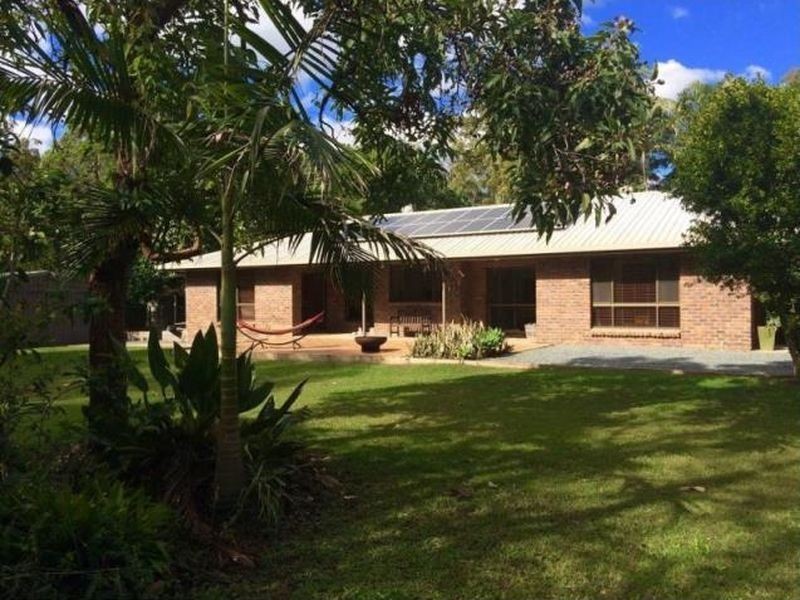 4-6 Nugent Street, Macleay Island QLD 4184