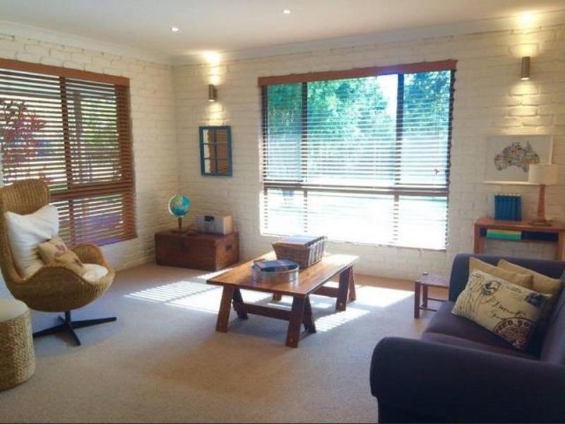 4-6 Nugent Street, Macleay Island QLD 4184