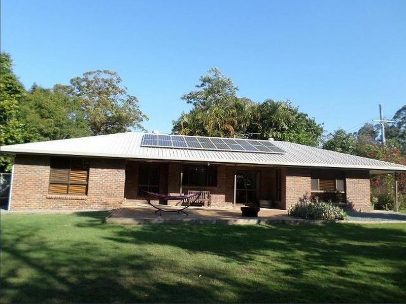 4-6 Nugent Street, Macleay Island QLD 4184