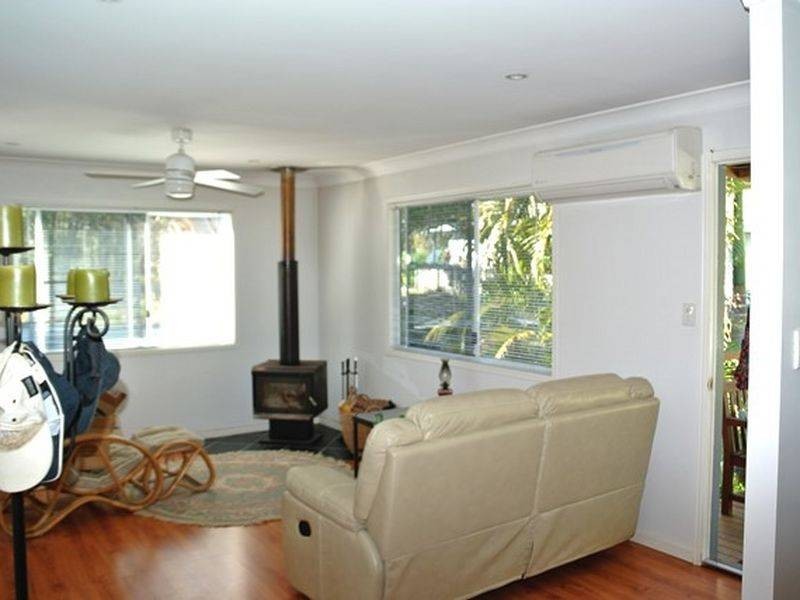 20 Devaney Street, Macleay Island QLD 4184