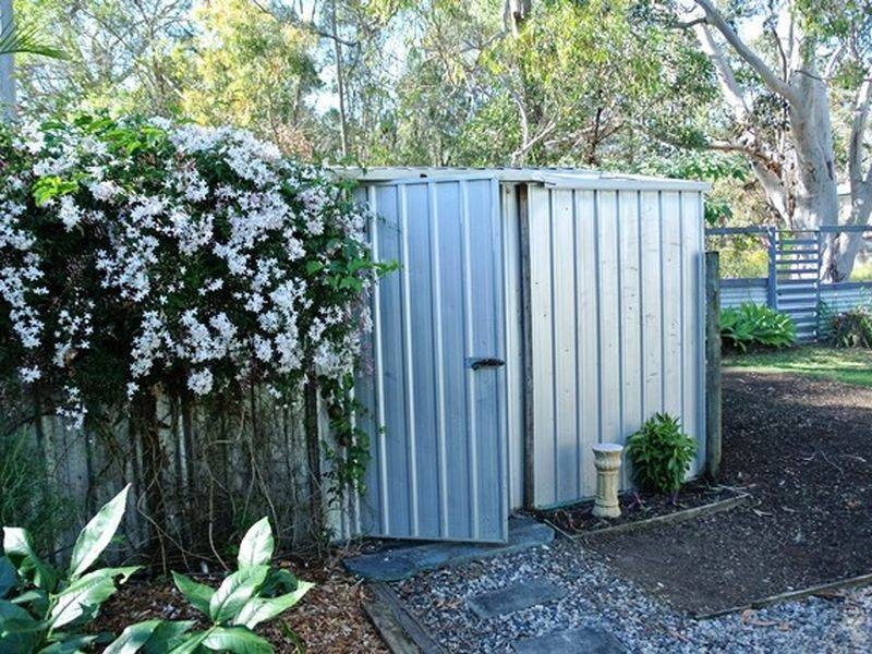 20 Devaney Street, Macleay Island QLD 4184