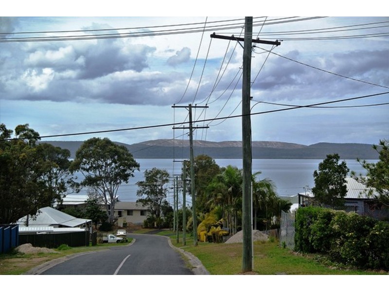 7 Ilya Street, Macleay Island QLD 4184