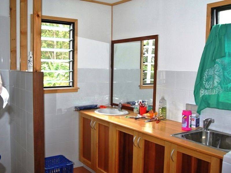 6 Eagle Street, Macleay Island QLD 4184
