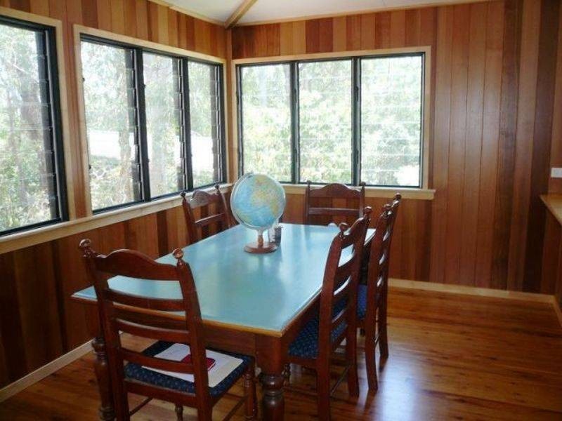 6 Eagle Street, Macleay Island QLD 4184