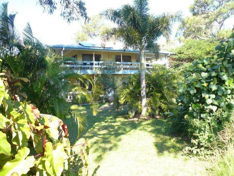 30 Kim Cres, Macleay Island QLD 4184