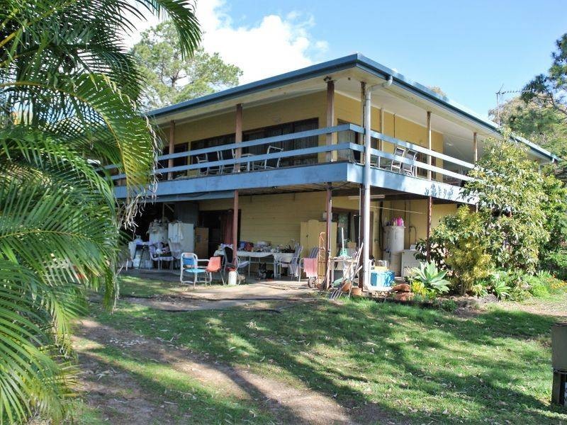 30 Kim Cres, Macleay Island QLD 4184