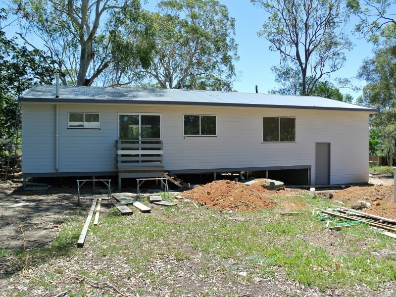 52 Cooee Cres, Macleay Island QLD 4184