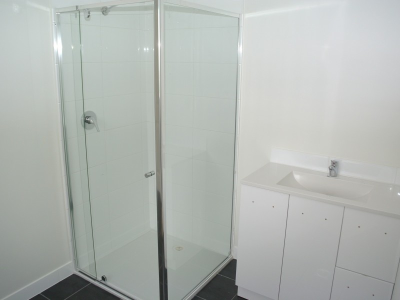 52 Cooee Cres, Macleay Island QLD 4184