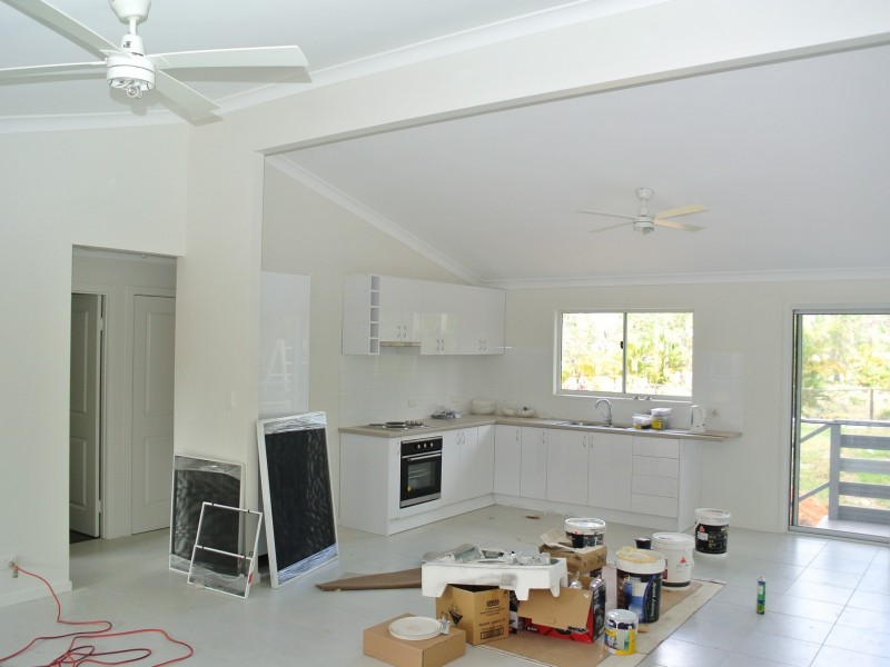 52 Cooee Cres, Macleay Island QLD 4184