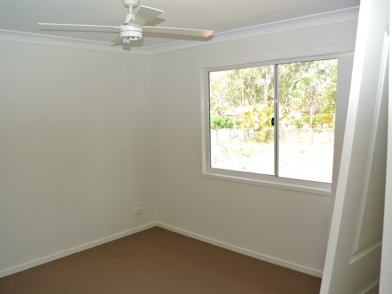 52 Cooee Cres, Macleay Island QLD 4184