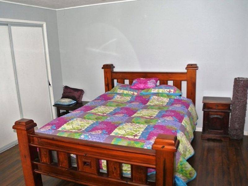 25 Eastern Road, Macleay Island QLD 4184