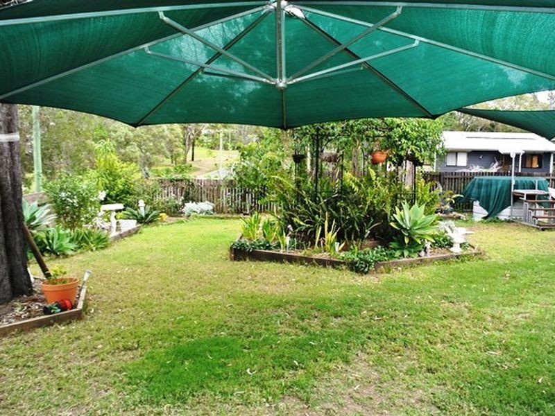 25 Eastern Road, Macleay Island QLD 4184