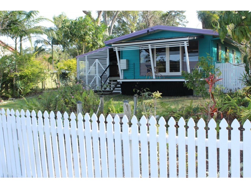 26 Jan Street, Macleay Island QLD 4184