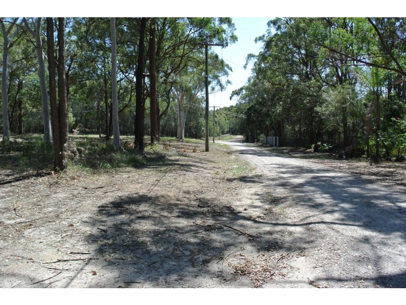 7 – 11 Wandoo Ave, Macleay Island QLD 4184