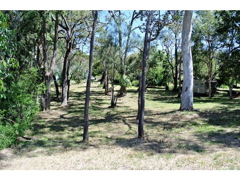 44 Scarborough Terrace, Macleay Island QLD 4184