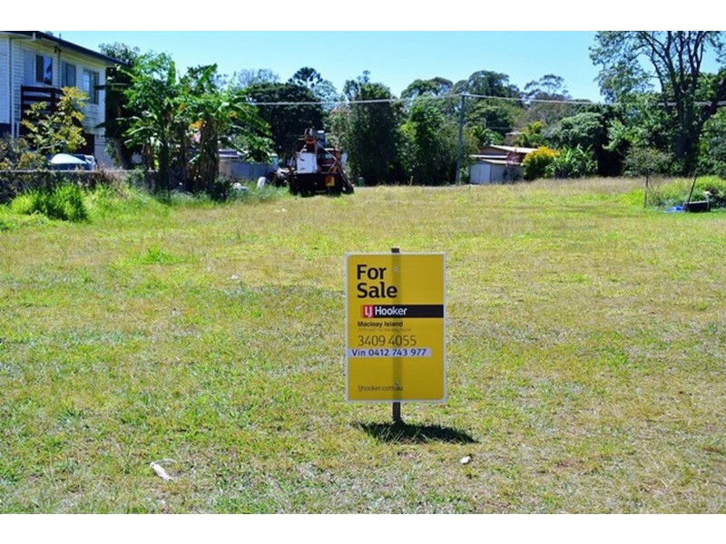 10 Betty Street, Macleay Island QLD 4184
