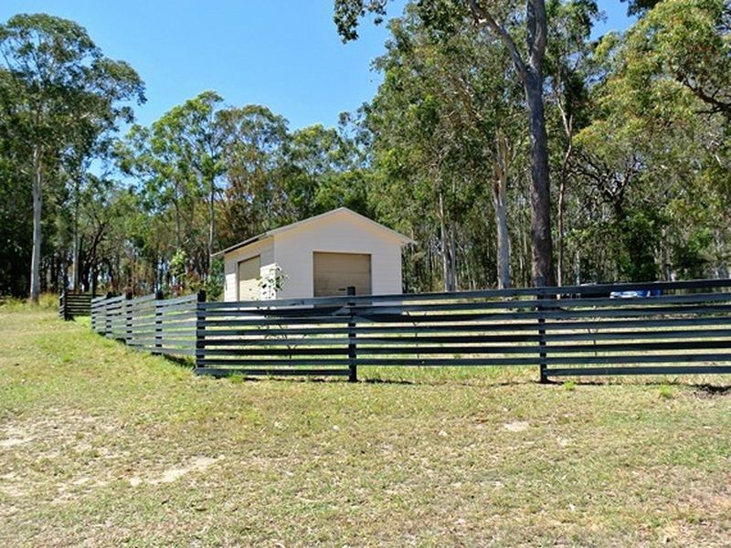 2 Kunara Street, Macleay Island QLD 4184