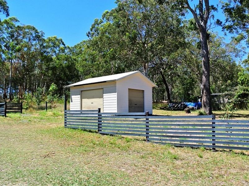 2 Kunara Street, Macleay Island QLD 4184