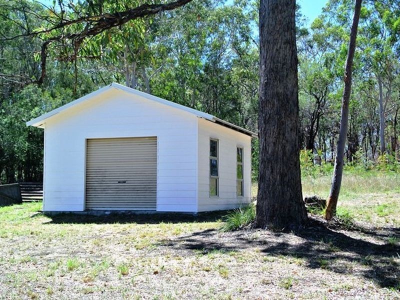 2 Kunara Street, Macleay Island QLD 4184