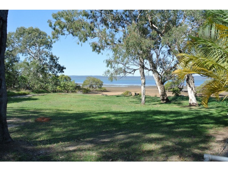 32 Koonwarra Pde, Macleay Island QLD 4184