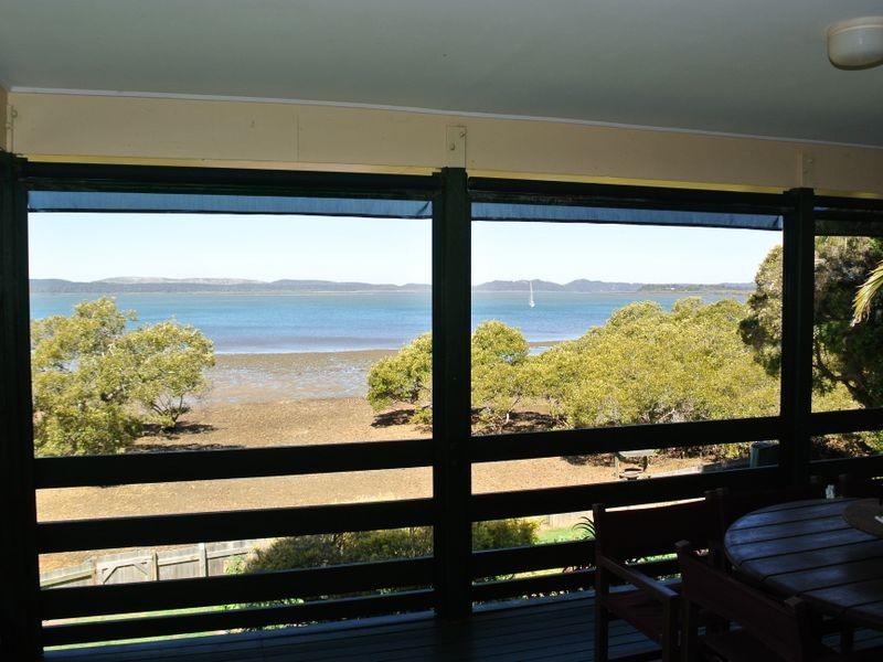 32 Koonwarra Pde, Macleay Island QLD 4184