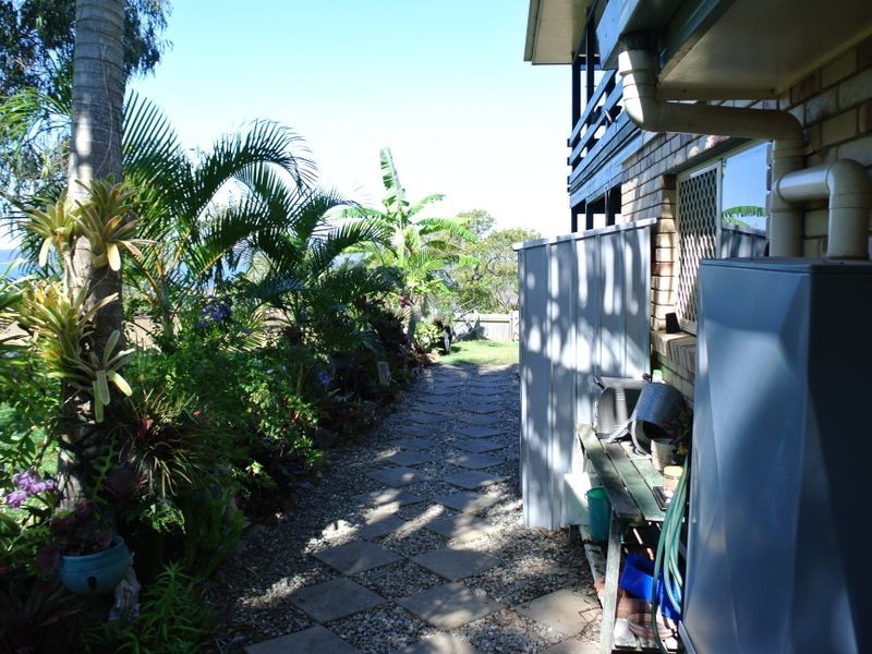 32 Koonwarra Pde, Macleay Island QLD 4184