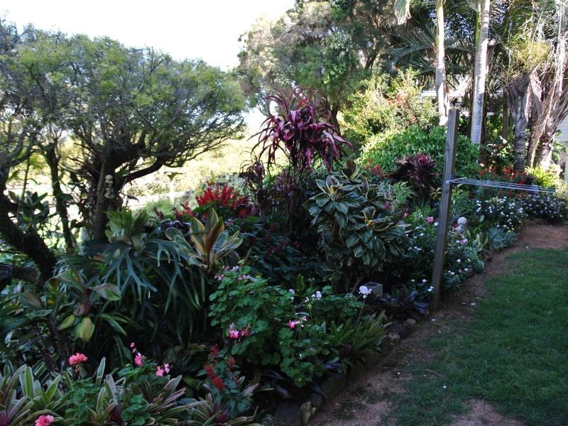 32 Koonwarra Pde, Macleay Island QLD 4184