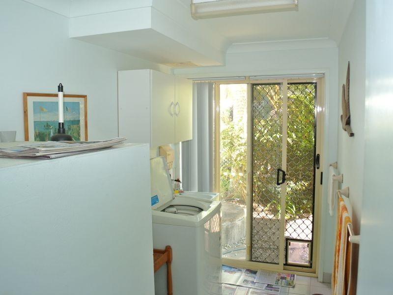 32 Koonwarra Pde, Macleay Island QLD 4184