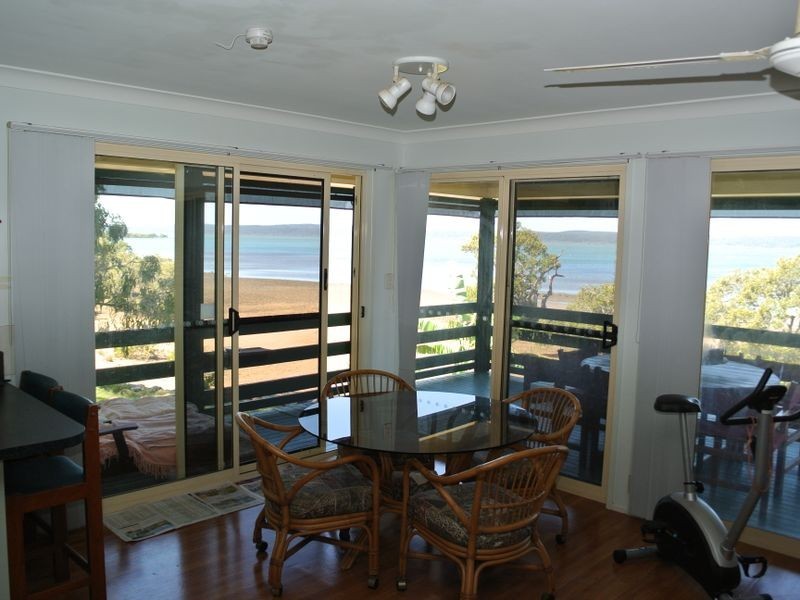 32 Koonwarra Pde, Macleay Island QLD 4184