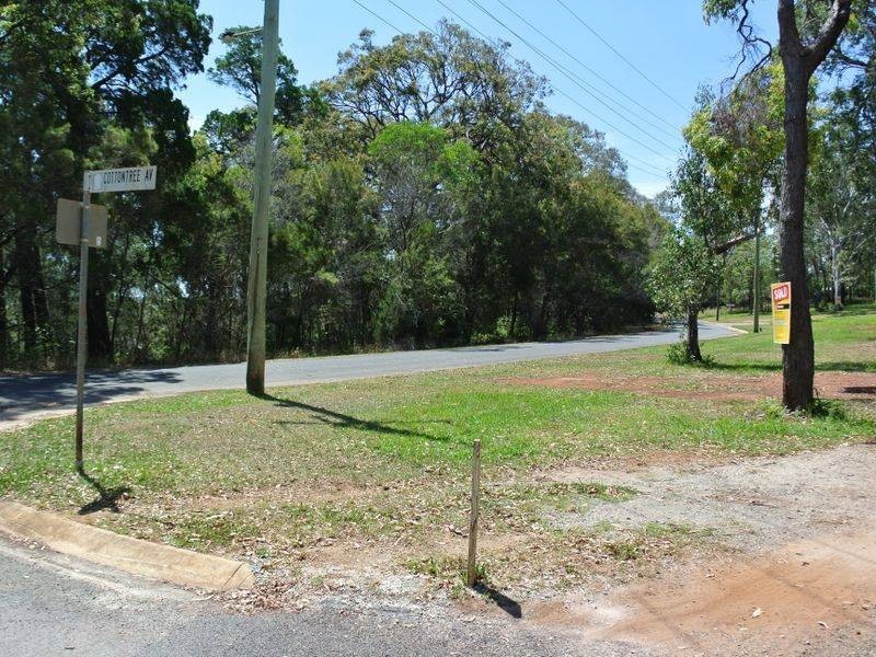2 Cotton Tree Avenue, Macleay Island QLD 4184