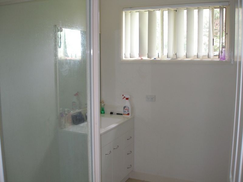 17 Cooee Crescent, Macleay Island QLD 4184