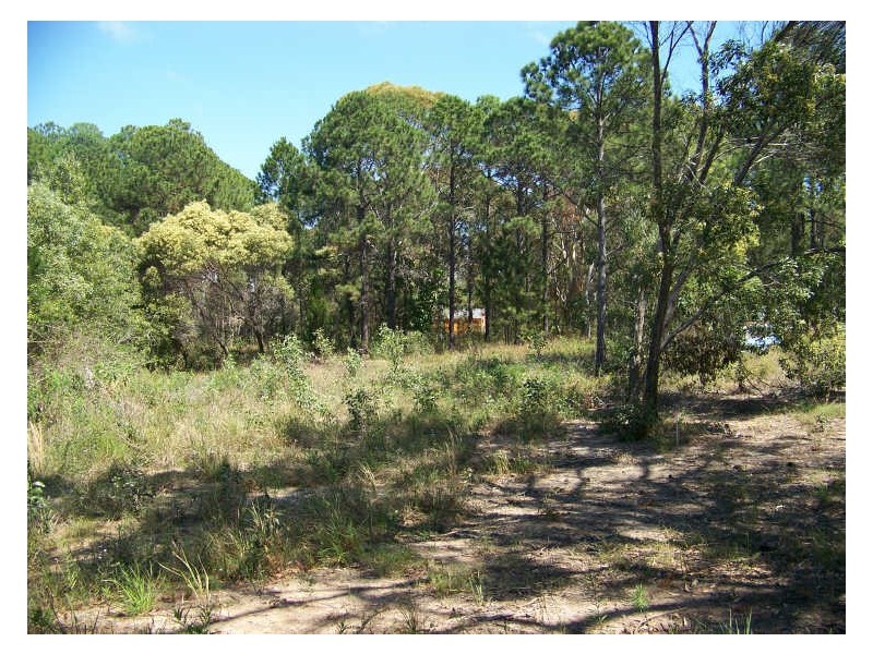 165-167 High Central Road, Macleay Island QLD 4184