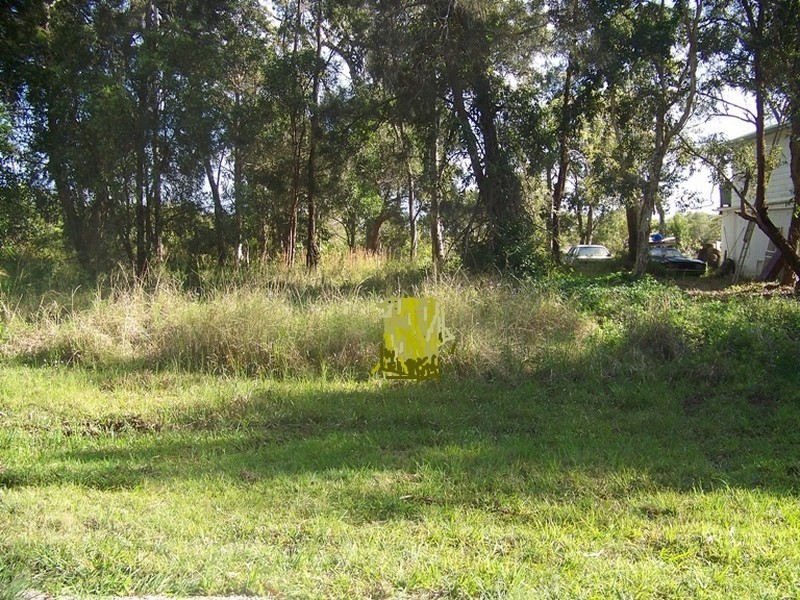 35 Perulpa Drive, Lamb Island QLD 4184