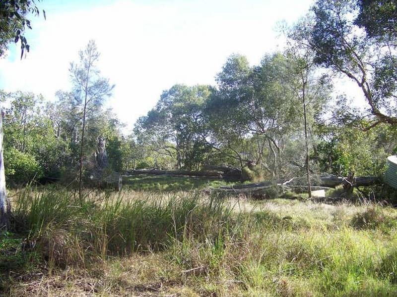 35 Perulpa Drive, Lamb Island QLD 4184