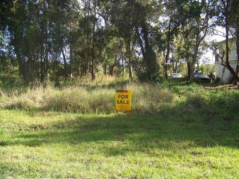 35 Perulpa Drive, Lamb Island QLD 4184