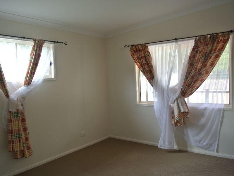 2 Cathy Street, Macleay Island QLD 4184