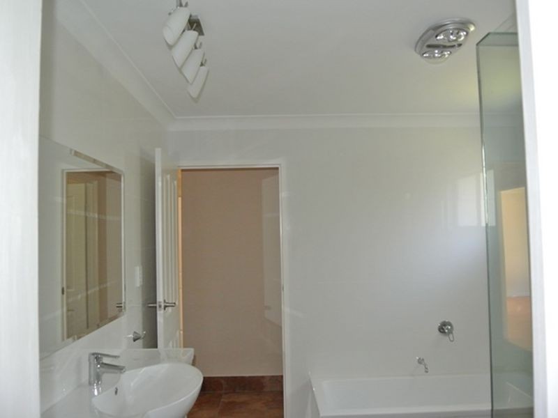 1 Tukkeri, Macleay Island QLD 4184