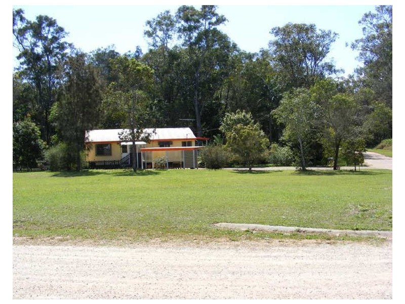 13 Donald Street, Macleay Island QLD 4184