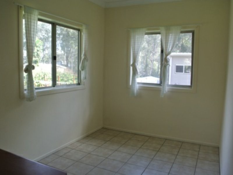 22 Tingara St, Macleay Island QLD 4184