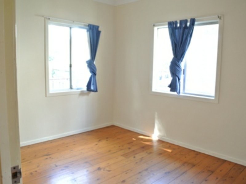 22 Tingara St, Macleay Island QLD 4184