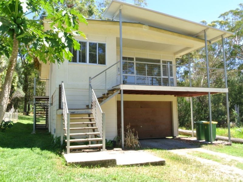 8 Jane, Macleay Island QLD 4184