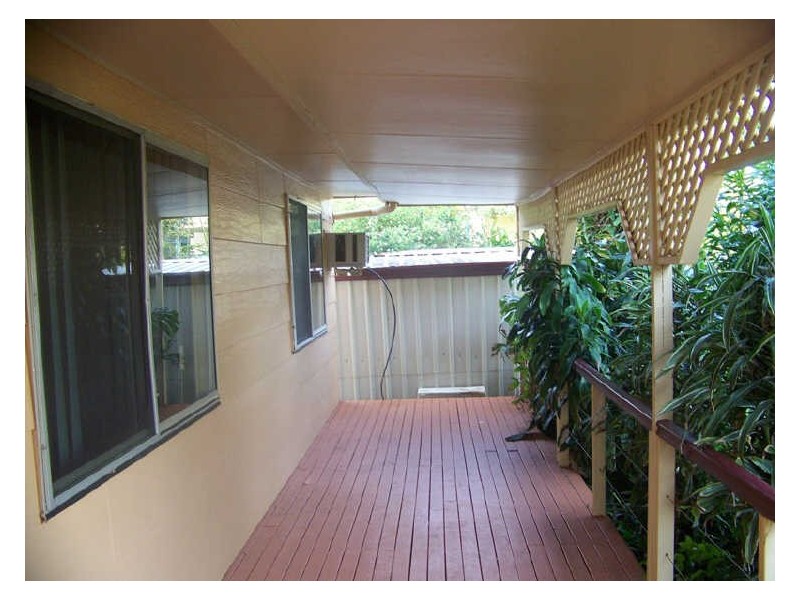 3 Resthaven Drive, Lamb Island QLD 4184
