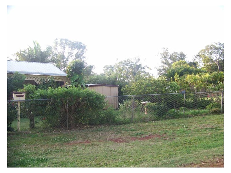 3 Resthaven Drive, Lamb Island QLD 4184