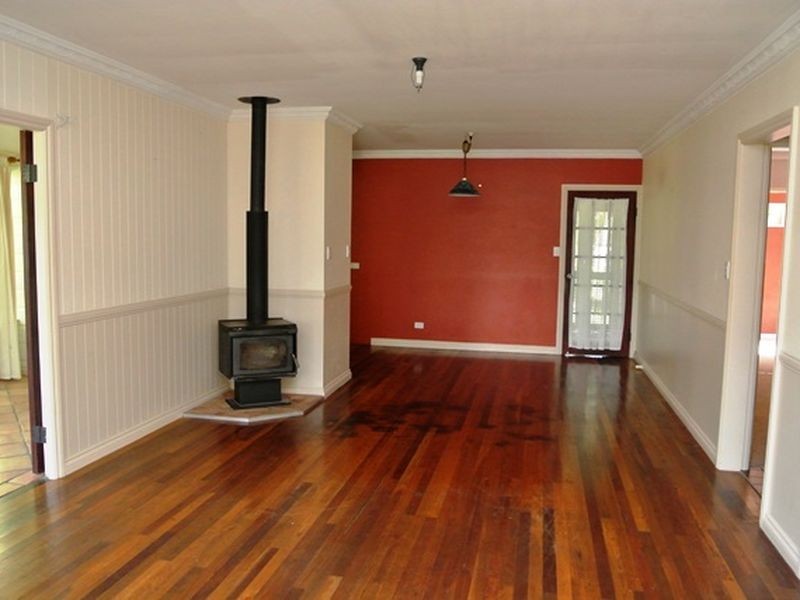 28 Vine, Macleay Island QLD 4184